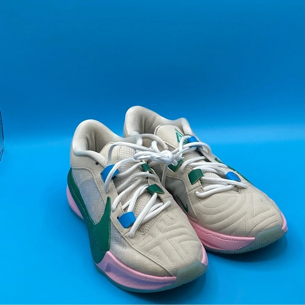 Nike Freak 5 The hard‎ way edition